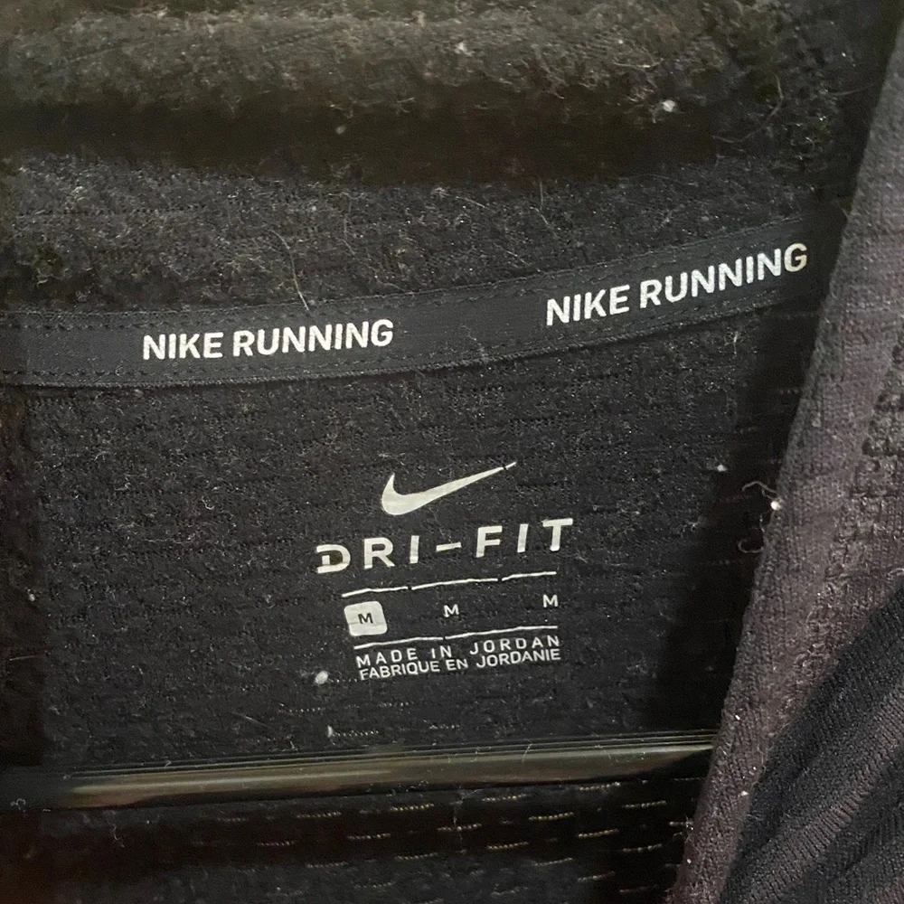 Nike Women's Black Hoodie drifit - Picture 2 of 2